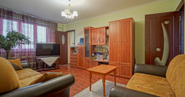 Apartament cu 3 camere pe Saturn, langa LIDL