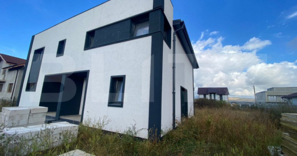 Casa tip duplex, 110 mp utili, 215 mp teren, Orizont