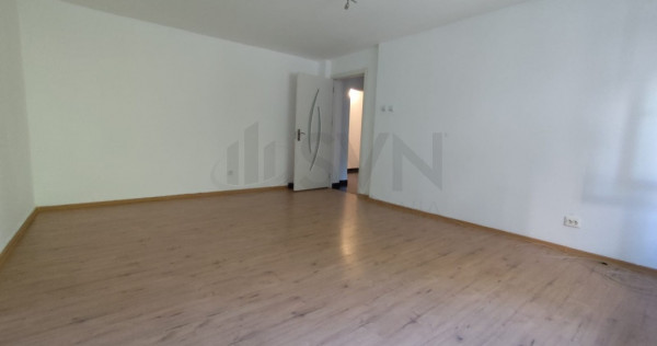 Apartament 4 camere Decebal