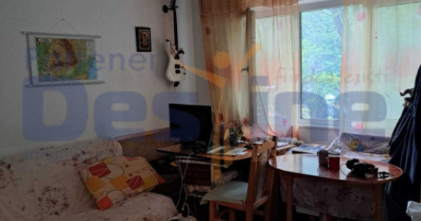 Apartament 2 camere semidecomandat, Zimbru