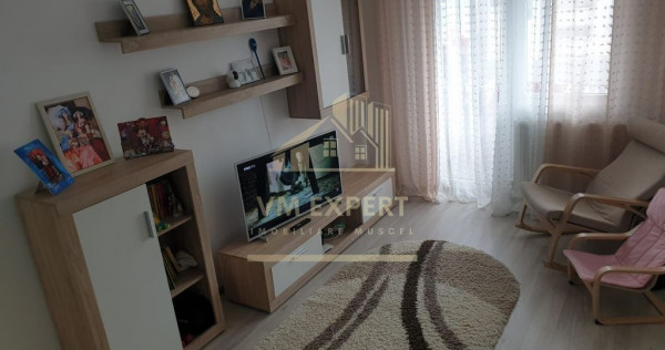 APARTAMENT 2 CAMERE, CAMPULUNG, ETAJ 4