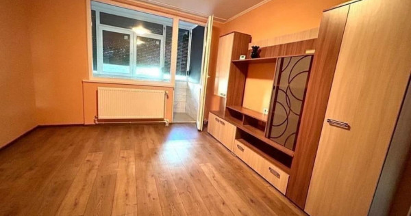 De vanzare 3 camere , renovat , 59000 euro