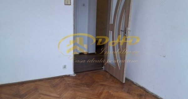 Apartament 3c Decomandate Podu Ros