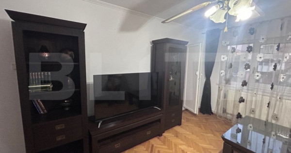 Apartament cu 2 camere, decomandar, centrala termica, cartie