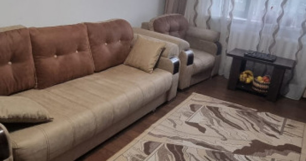 De vânzare apartament cu 2 camere decomandat, zona Bucovina