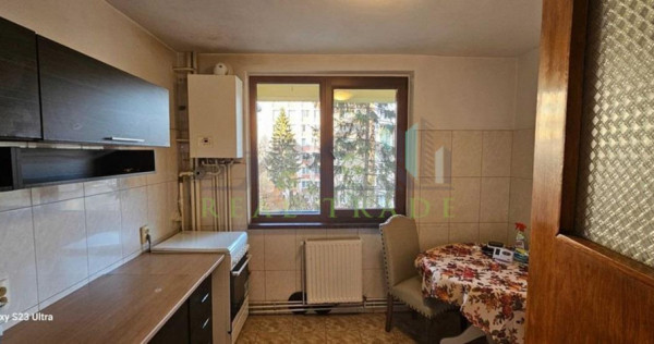 Apartament 3 camere Centrul Civic