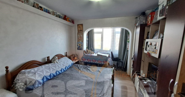 Apartament 2 camere, decomandat, Alexandru Cel Bun