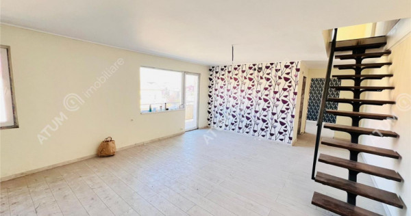 Apartament cu 4 camere 2 bai si balcon zona Rahovei din Sibi