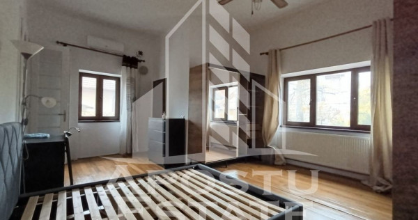 Casa cu parter inalt, 5 camere, renovata si izolata termi...