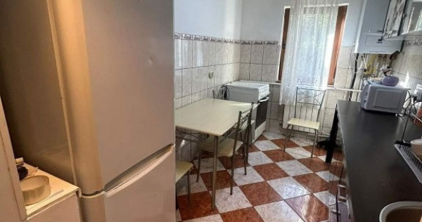 De vanzare 3 camere zona pietei mari , mobilat, utilat, renovat 63500e