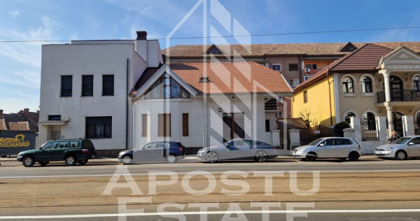 Casa individuala cu 4 apartamente si curte ,257 mpu ,zona...