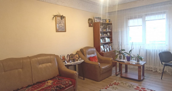 Apartament Strada Cosminele