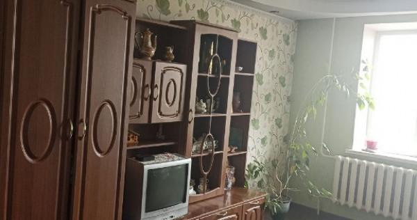 Apartament cu 3 camere zona Apusului