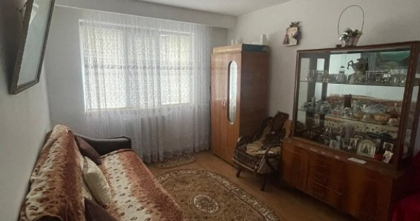 De vanzare apartament, mobilat, 35000 e