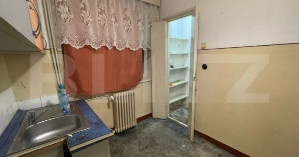 Apartament de vanzare, 2 camere, 48 mp, zona Cantemir