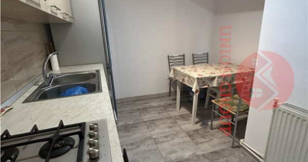 Casa cu 6 camere, compusa din 2 corpuri, Bca plca beton, zon