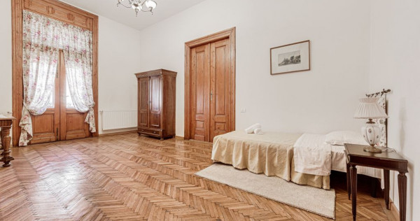 Bijuterie arhitecturală cu istorie. Confort modern, Ultr...