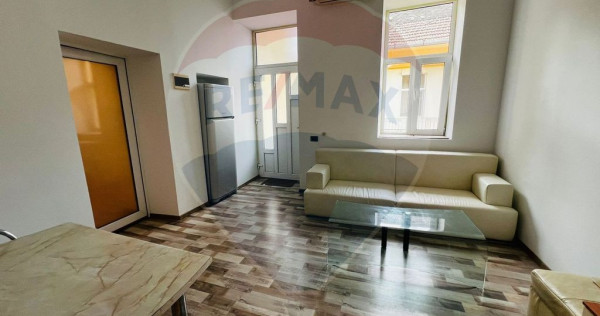 Apartament cu 1 camere de vânzare în zona Central