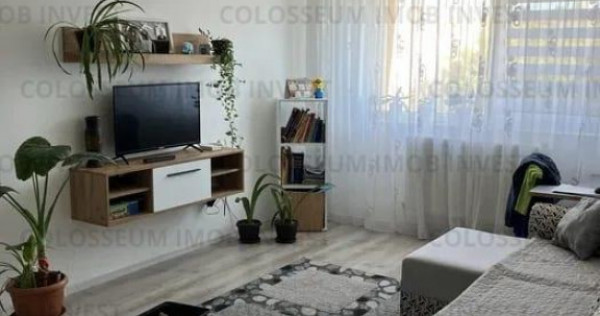 Apartament decomandat, 3 camere, 2 bai, parcare, zona Craiter!