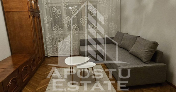 Apartament cu 3 camere, centrala proprie, zona Aradului