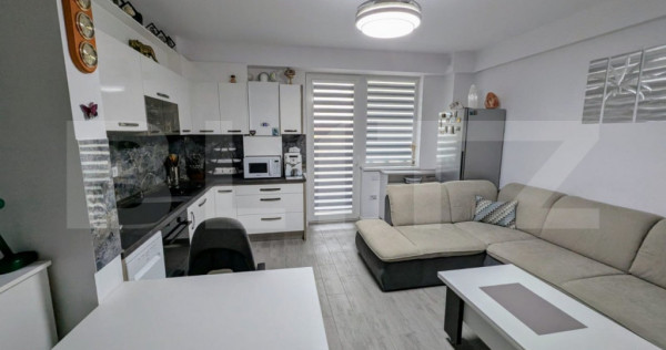 Apartament cu 3 camere, etajul 2, cu lift, zona Ampoi 3