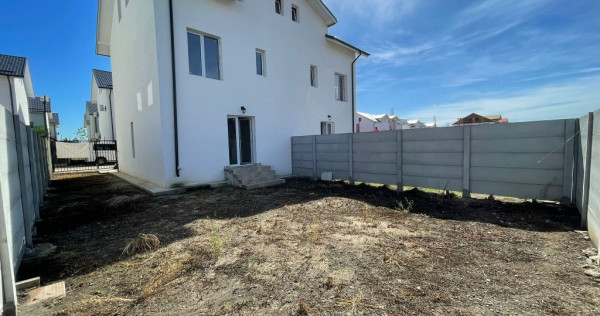 Vila individuală cuplata la calcan,3camere+ mansarda 40mp