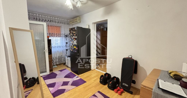 Apartament cu 2 camere, zona Sagului