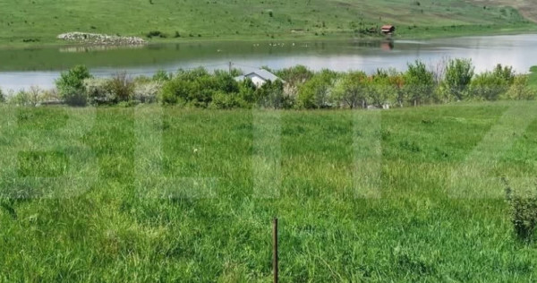 Investiție ! Teren intravilan construibil 1600 mp, panorama