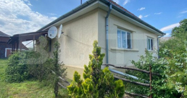 Casa de vanzare, 2 camere, 80 mp, zona Marius, lângă Valea