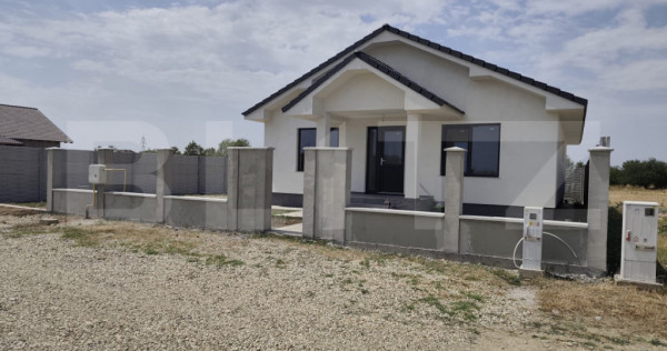 Casa finisata la cheie racordata la toate utilitatile 120 mp