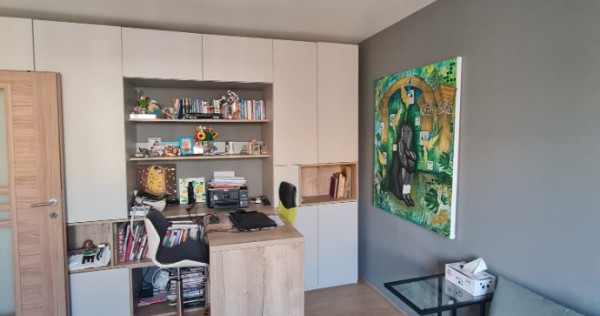 Apartament 4 Camere Izvorul Muresului Zona Berceni