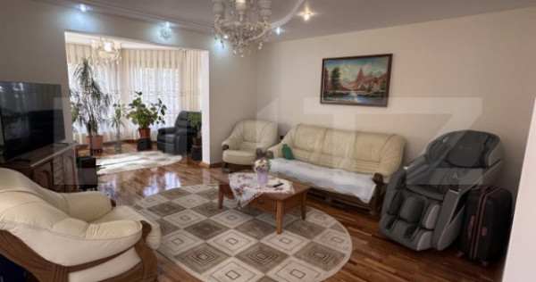 Casă spațioasă, 11 camere, 600 mp, teren 1450 mp, zona Li