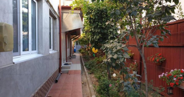 C.Galati -Independentei Vila P 1 299mp Construit anul 2000,