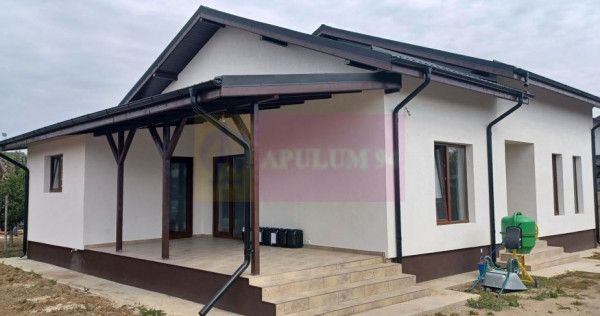 Săbăreni, casă nouă tip parter, cu pod mansardabil