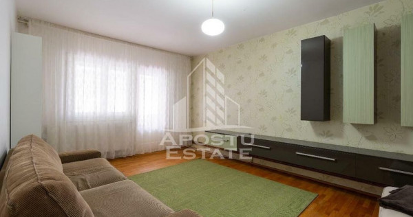 Apartament cu 3 camere, decomandat, 2 bai si 2 balcoane, ...