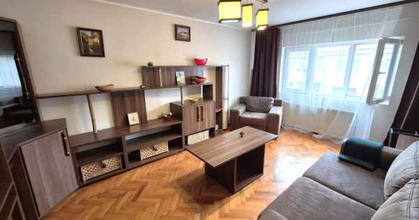 Apartament 2 camere spatios, frumos renovat, ultracentral, Arad