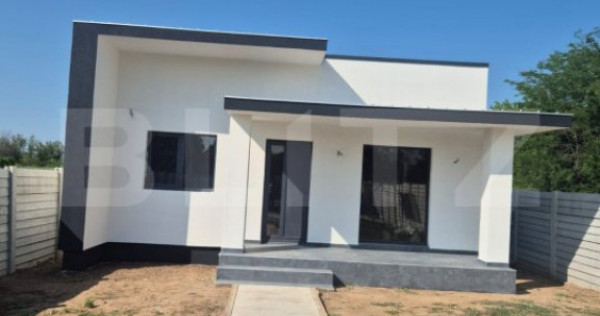 Casa de vanzare, 80 mp utili, 528 mp teren, zona Robanesti