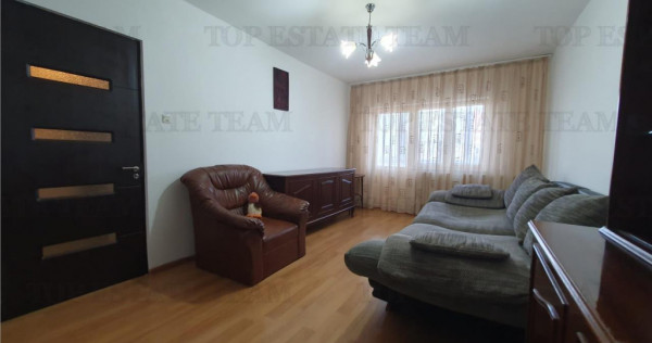 Apartament 4 Camere bloc Petromar in zona Gara Constanta
