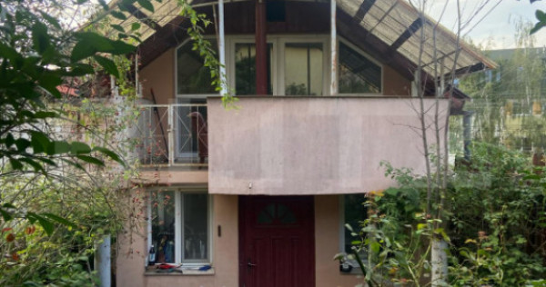 Casă Individuală cu 7 camere, 198,42 mp, zona Hasdeu