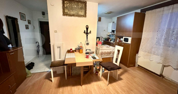 Apartament 2 camere zona centrala Cugir