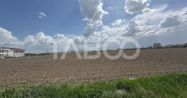 Teren intravilan 4350 mp cu utilitati in apropiere Fagaras