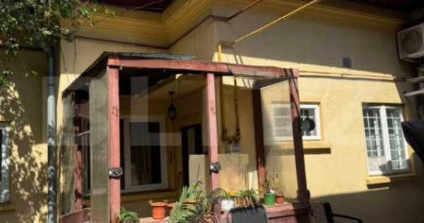 COMISION 0% - Casa de vanzare, cu 2 camere, 42 mp, zona 13 S