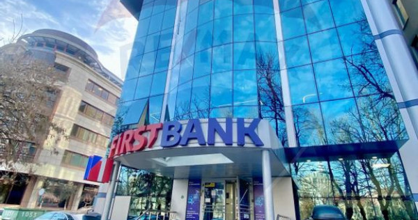 Spațiu comercial de 196.25mp de închiriat în zona Avia...