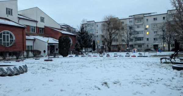 Bucovinei-Lizuca- 3 camere- bloc din 1982