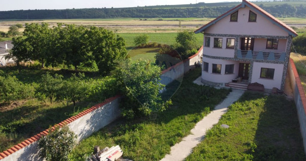 Casă / Vilă in Sat Nou / Panciu