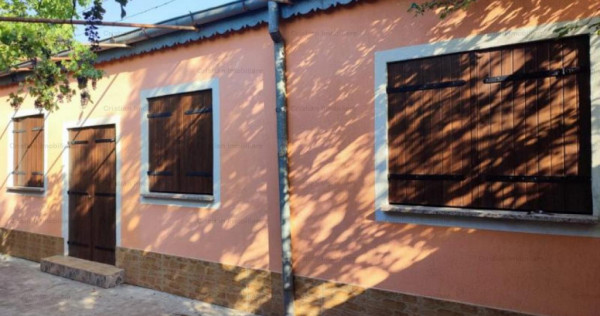 Casa cu 600mp de teren si 13m front stradal, toate utilitati