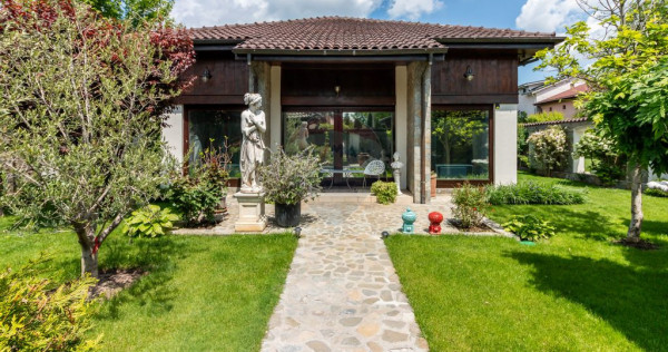 Vilă + casă de oaspeți + casă angajați | 12 camere |...