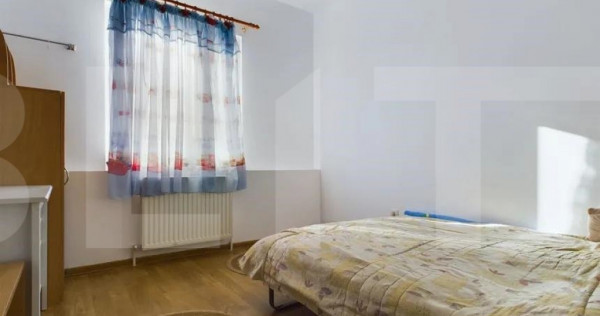 Apartament de vanzare, cu 4 camere, 80 mp, zona Parcul Bucov