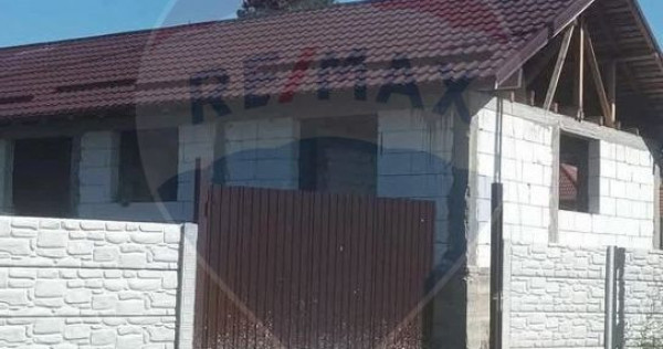 Casă / Vilă cu 3 camere de vânzare