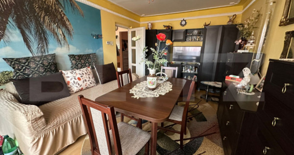 Apartament de vanzare, cu 3 camere, 2 balcoane, 67 mp, zona